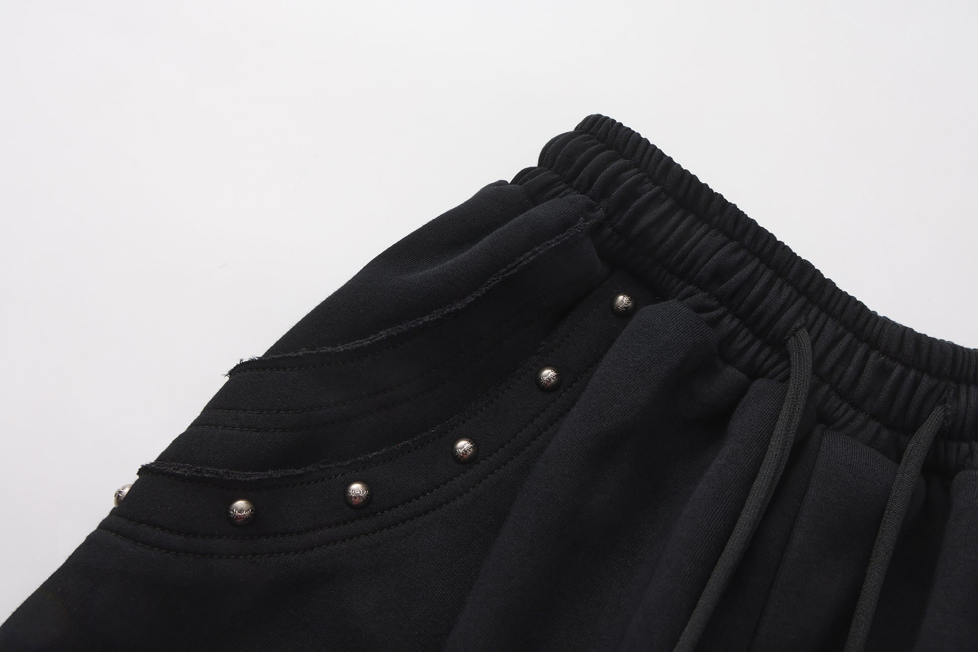 Night Rose - Sweatpants - Washed Black