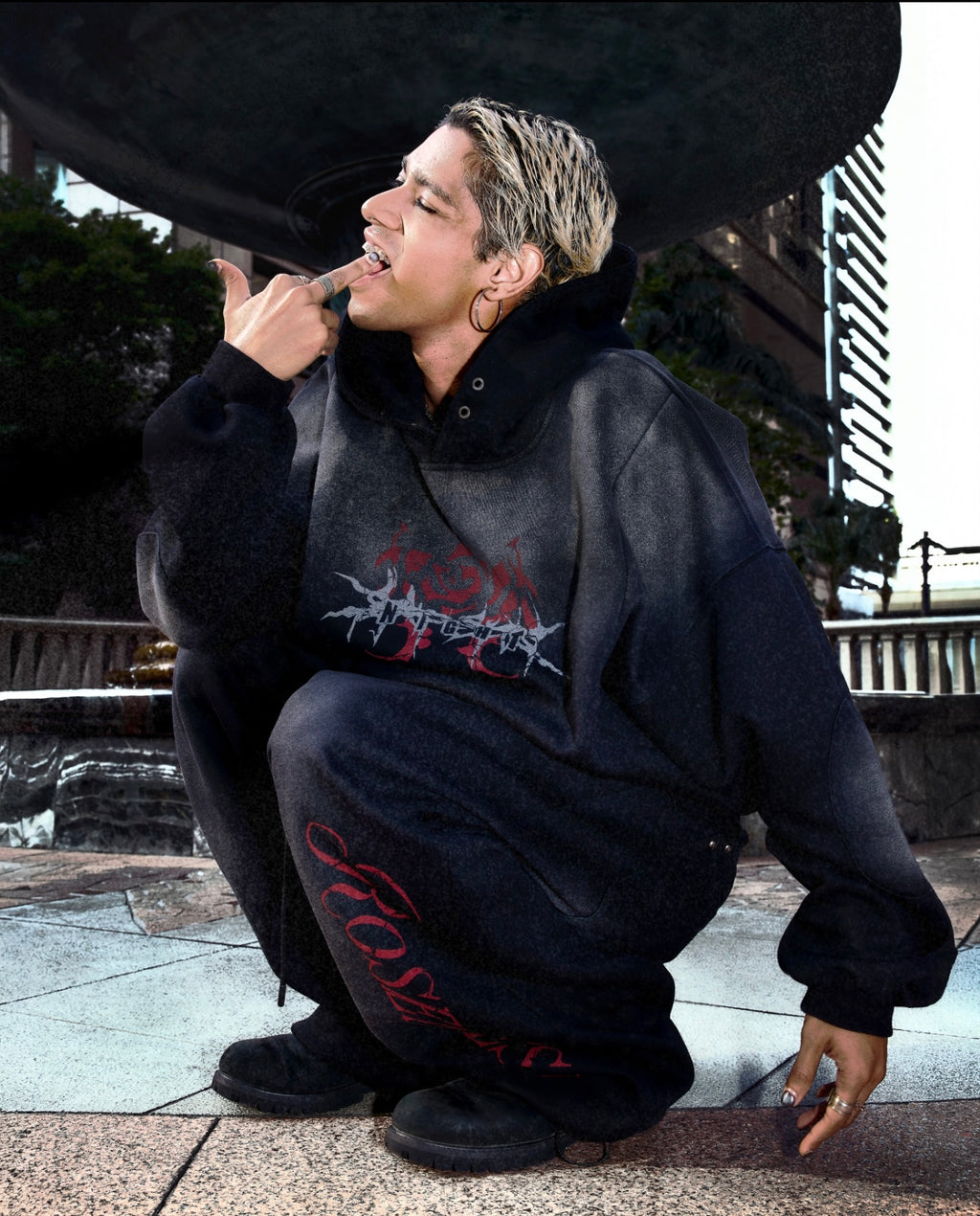 Night Rose - Hoodie - Washed Black