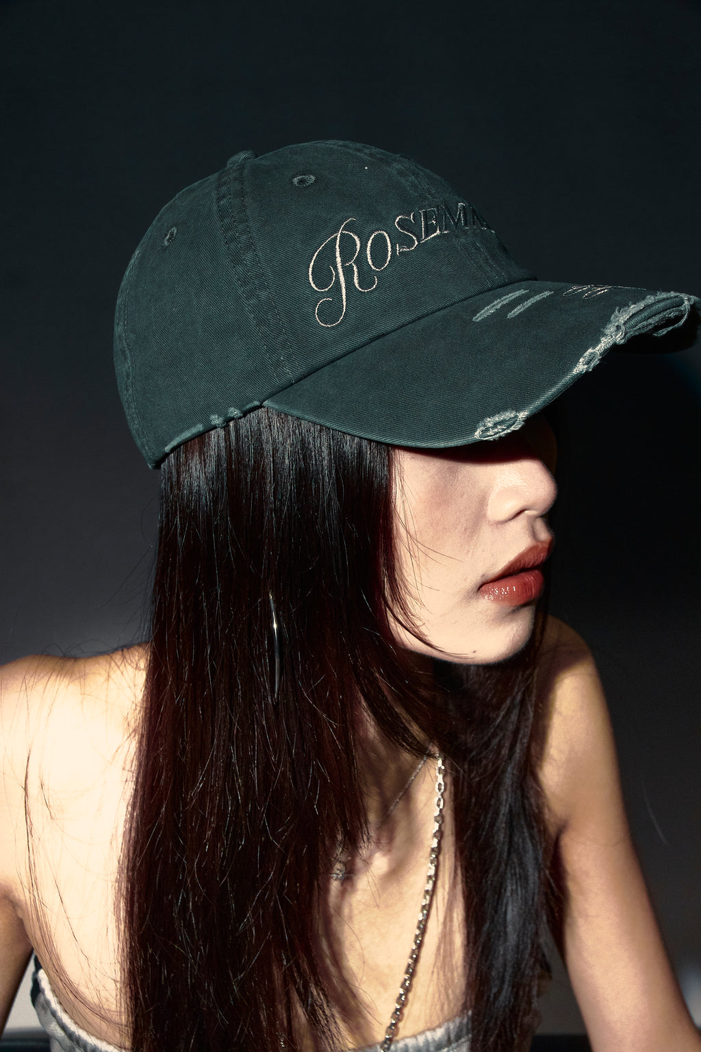 Frayed Rose Cap - Grey