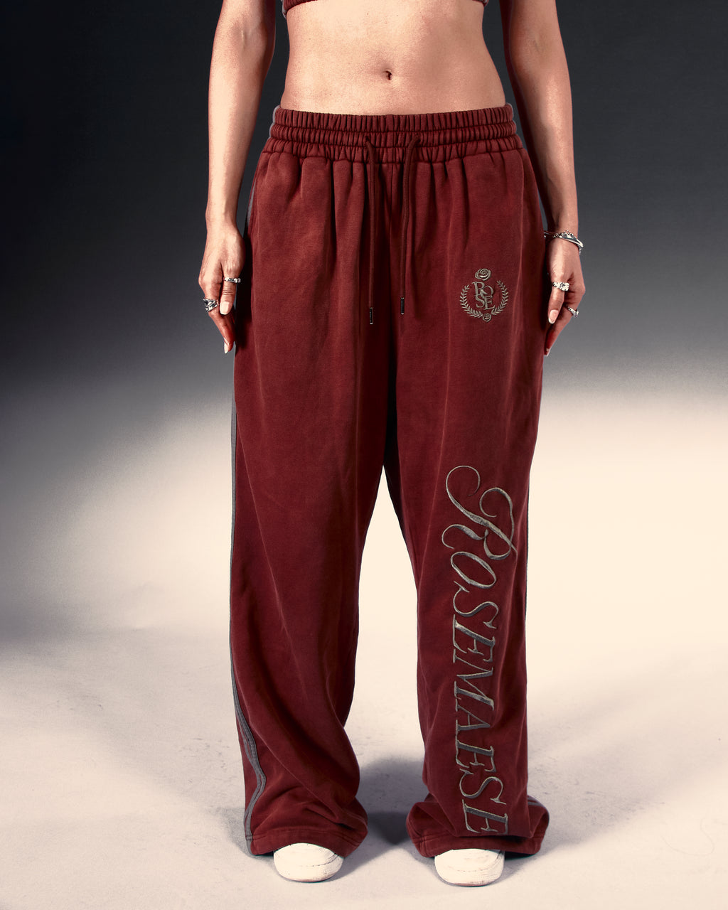 Rose Badge Sweatpants - Red