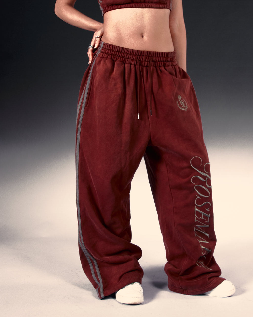 Rose Badge Sweatpants - Red