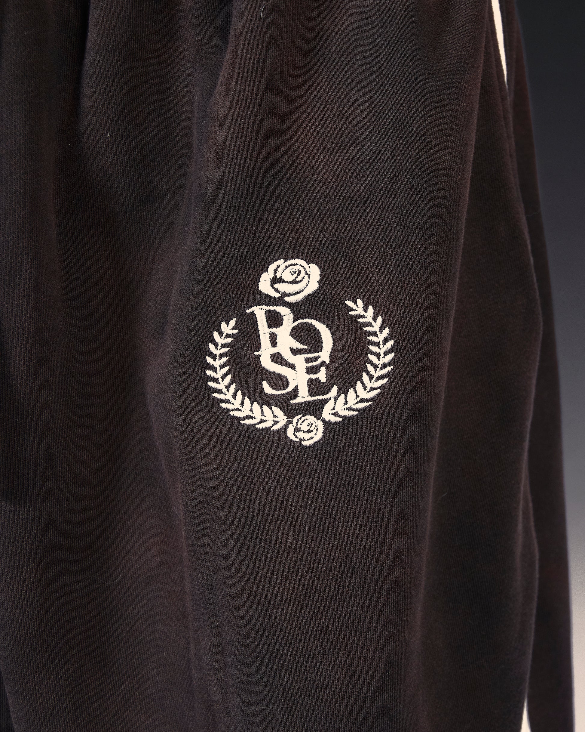 Rose Badge Sweatpants - Black