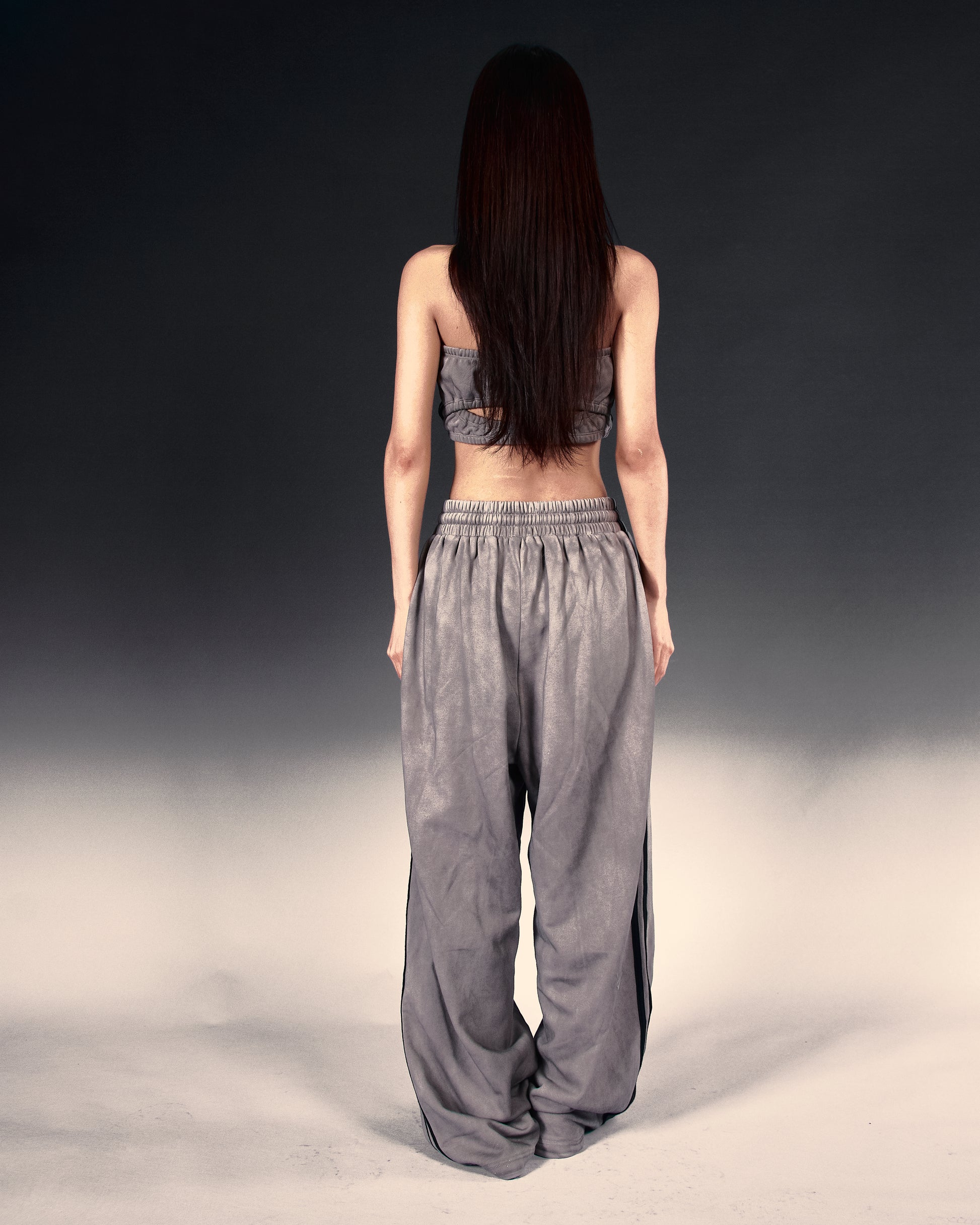 Rose Badge Sweatpants - Grey